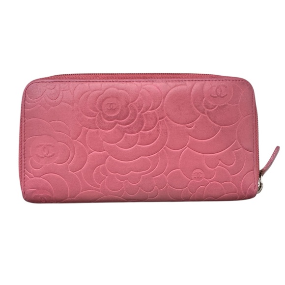 Chanel Camellia Leather Long Zip Around Wallet - Picture 3 of 11
